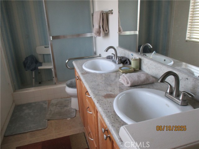 442 Van Buren Drive, Monterey Park CA: https://media.crmls.org/medias/8719b301-008b-47ed-8050-241273978051.jpg