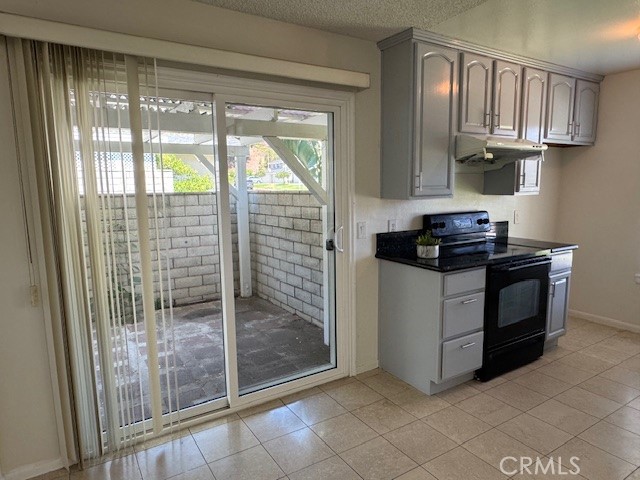 1353 E Fairgrove Avenue, West Covina CA: https://media.crmls.org/medias/8719bb83-3f8d-4807-b8b0-f8a2b23bbfc7.jpg