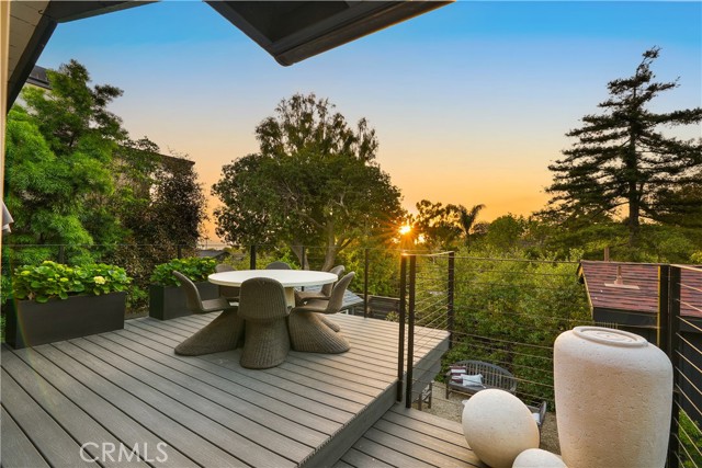 592 Bluebird Canyon Drive, Laguna Beach CA: https://media.crmls.org/medias/8719c66f-1cc4-4bdc-a2c8-99a34c11d25d.jpg