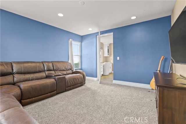 Detail Gallery Image 19 of 72 For 29724 Castlebury, Castaic,  CA 91384 - 4 Beds | 3 Baths