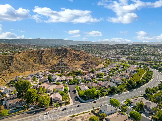 Detail Gallery Image 41 of 42 For 21103 Cross Creek Dr, Saugus,  CA 91350 - 3 Beds | 3 Baths