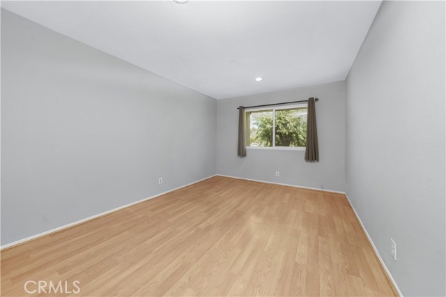 Detail Gallery Image 11 of 25 For 1256 Patricia Ave #10,  Simi Valley,  CA 93065 - 2 Beds | 2 Baths