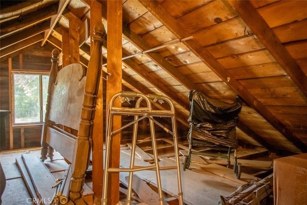 https://media.crmls.org/medias/871bfe47-9fd5-43df-b33c-c480e6af738e.jpg?preset=X-Large