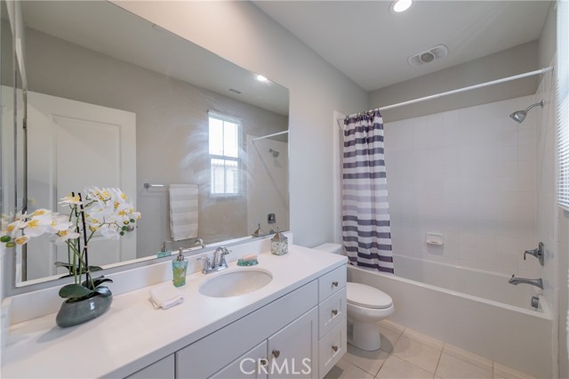 Detail Gallery Image 17 of 23 For 114 Desert Lotus, Irvine,  CA 92618 - 3 Beds | 3/1 Baths