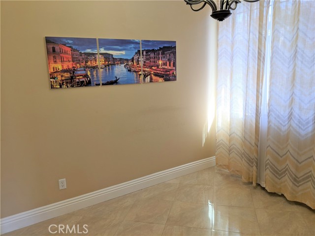 Detail Gallery Image 13 of 25 For 12356 Hollyhock Dr #4,  Rancho Cucamonga,  CA 91739 - 3 Beds | 2 Baths