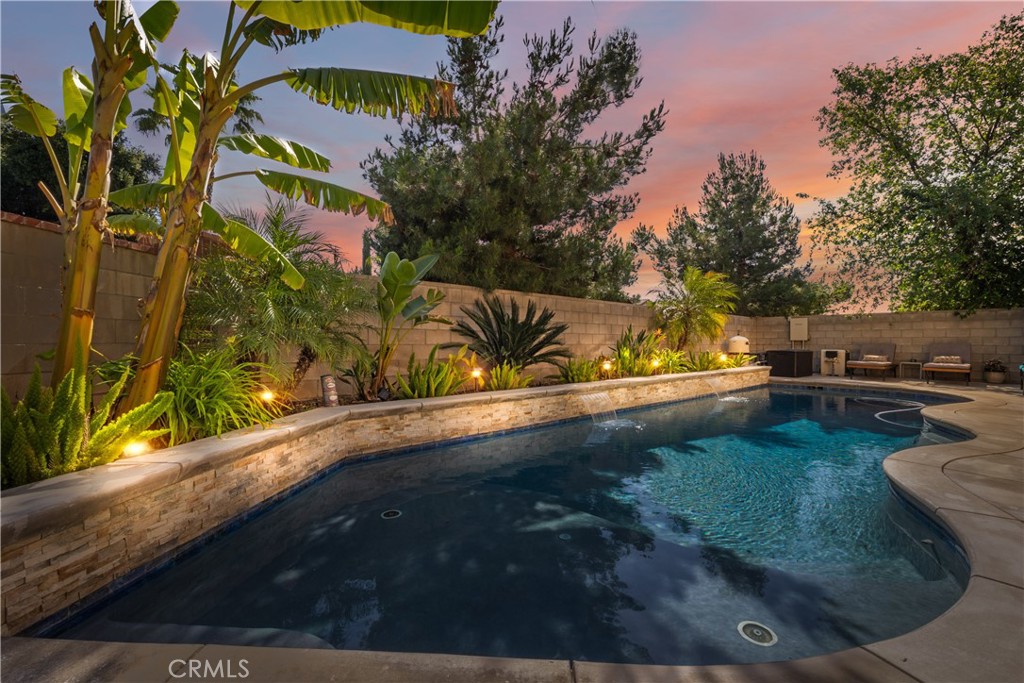 12200 White Rapids Way