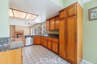 Image 14 of 40 For 16541 Creekside Road