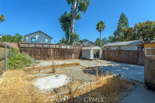 4608 Dyer Street, La Crescenta CA: https://media.crmls.org/medias/871d5924-067a-4188-a6c3-5bb17c31218c.jpg