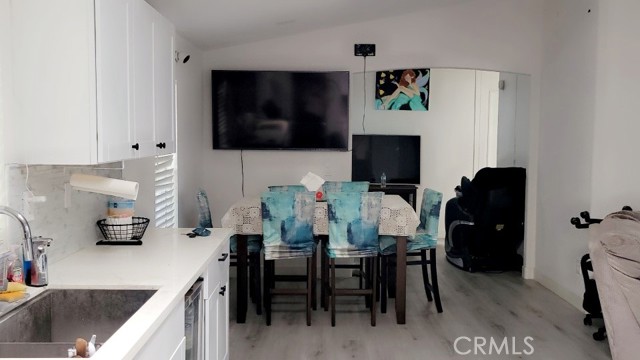 Detail Gallery Image 10 of 32 For 4080 W 1st St #271,  Santa Ana,  CA 92703 - 4 Beds | 2 Baths
