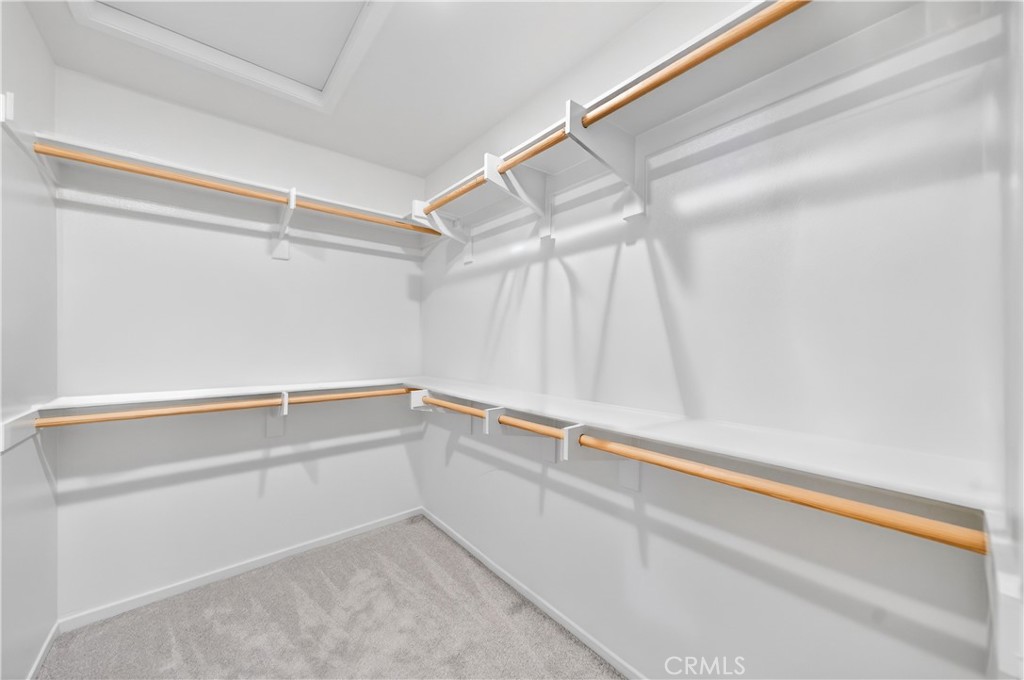 https://media.crmls.org/medias/871d66a3-81be-40f5-a309-51444d99cc0d.jpg?preset=X-Large
