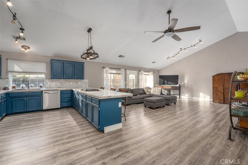 871D9B54 0B83 4Fbc 9106 Ba1750F2A551 8957 Knobhill Cir, Redding, Ca 96001 &Lt;Span Style='BackgroundColor:transparent;Padding:0Px;'&Gt; &Lt;Small&Gt; &Lt;I&Gt; &Lt;/I&Gt; &Lt;/Small&Gt;&Lt;/Span&Gt;