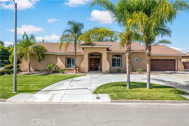 Detail Gallery Image 2 of 71 For 26395 Wisdom Dr, Hemet,  CA 92544 - 4 Beds | 2/1 Baths