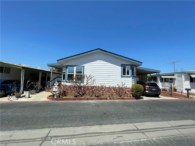 Detail Gallery Image 1 of 15 For 19361 Brookhurst St #72,  Huntington Beach,  CA 92646 - 3 Beds | 2 Baths