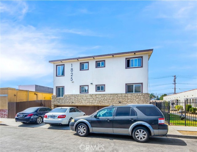 1825 Chestnut Avenue, Long Beach, California 90806, ,Multi-Family,For Sale,Chestnut,CV24203235