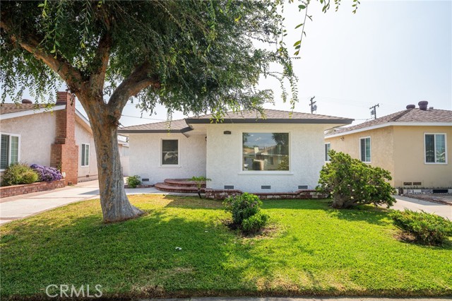 6428 Johnson Avenue, Long Beach, California 90805, 3 Bedrooms Bedrooms, ,2 BathroomsBathrooms,Single Family Residence,For Sale,Johnson,CV24140383