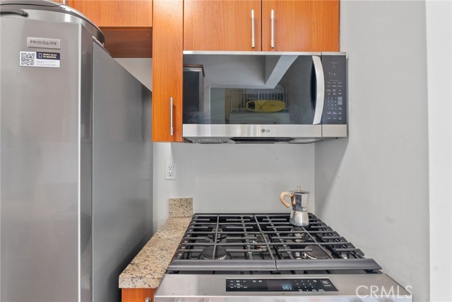 620 S Gramercy Place, Los Angeles CA: https://media.crmls.org/medias/87208fc2-cb1c-4760-a0bb-676b20574ed0.jpg
