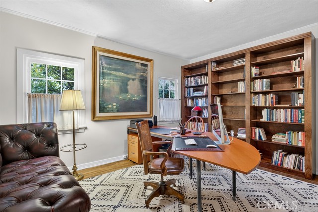 Detail Gallery Image 20 of 54 For 115 Annandale Rd, Pasadena,  CA 91105 - 4 Beds | 3 Baths