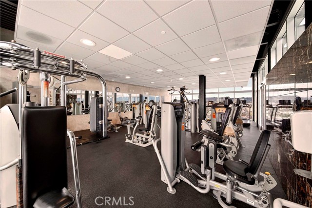 3810 Wilshire Boulevard, Los Angeles CA: https://media.crmls.org/medias/87219a65-a7f0-4983-80c6-5fe9dfe16ef3.jpg