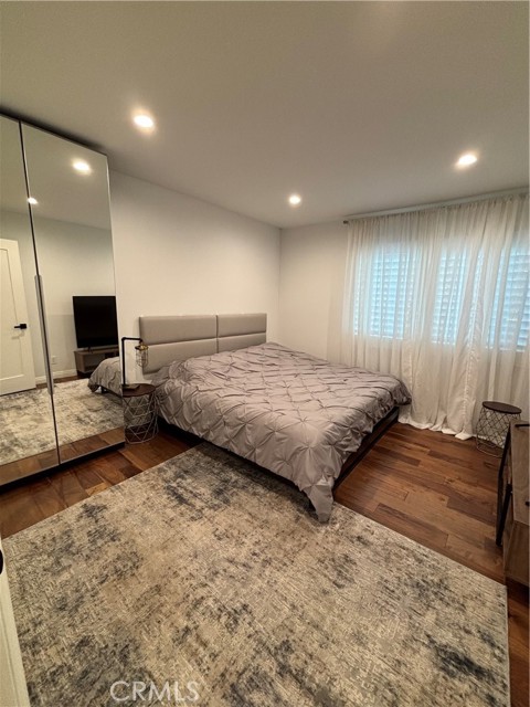 5533 Edward E Horton Lane, Encino CA: https://media.crmls.org/medias/87226333-dfb7-4aa4-b5be-70df669495dc.jpg