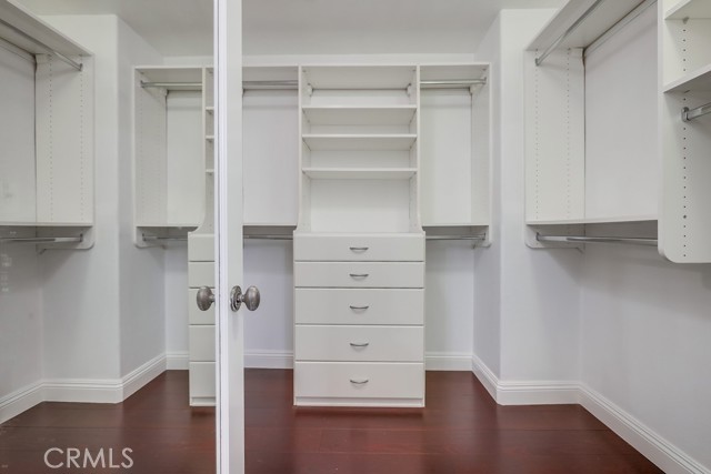 2569 Bungalow Place, Corona del Mar CA: https://media.crmls.org/medias/8722aeed-4c00-4a81-8f81-b9eb0881d725.jpg