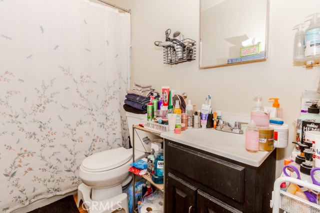 518 W Fredricks Street, Barstow CA: https://media.crmls.org/medias/8723ae42-ee91-4d05-84fd-a497db83d1b4.jpg