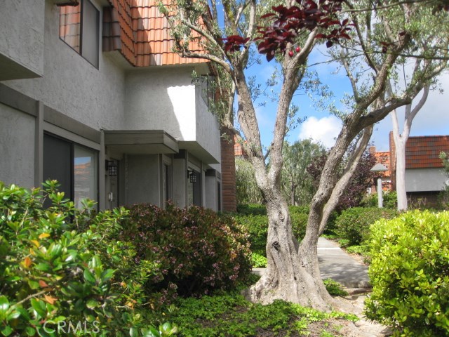 Photo of 27955 Ridgebluff Court, Rancho Palos Verdes, CA 90275