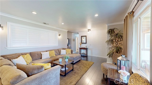 Detail Gallery Image 6 of 55 For 4921 Bluff St, Norco,  CA 92860 - 3 Beds | 2 Baths