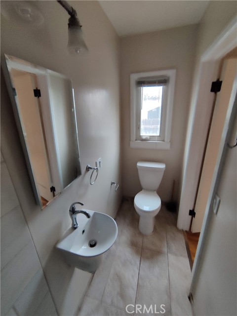 3569 Bandini Avenue, Riverside CA: https://media.crmls.org/medias/8724f061-2528-4239-8473-18d7af31d478.jpg