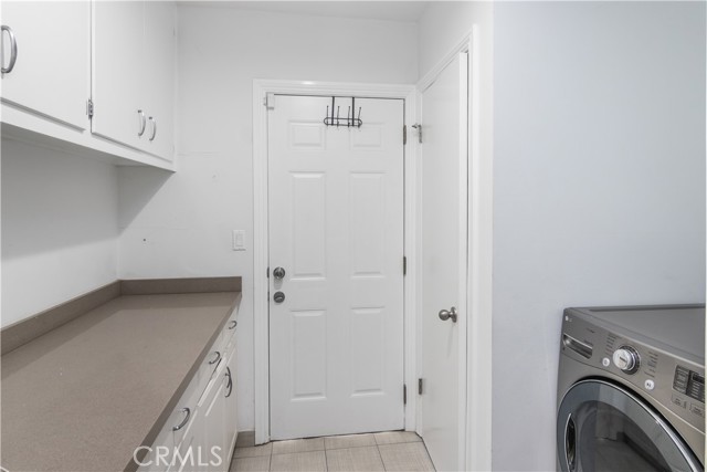 Detail Gallery Image 19 of 23 For 6624 Mammoth Ave, Van Nuys,  CA 91405 - 4 Beds | 3 Baths
