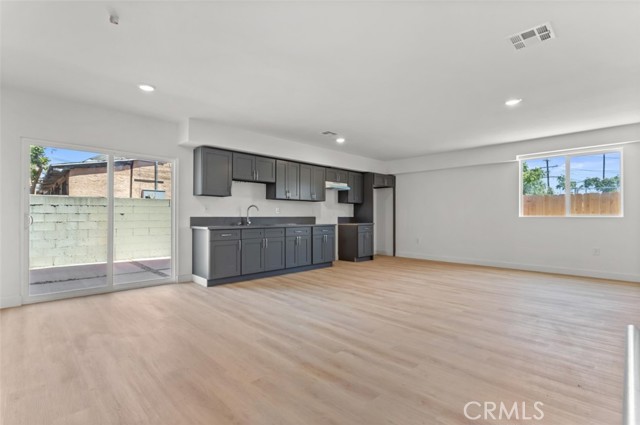 Detail Gallery Image 45 of 45 For 703 W 80th St, Los Angeles,  CA 90044 - 4 Beds | 4 Baths