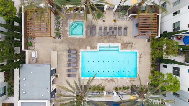 15 Ebb Tide Circle, Newport Beach CA: https://media.crmls.org/medias/8726beff-2256-43ea-8d1c-924163066c21.jpg
