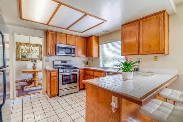 Detail Gallery Image 27 of 59 For 23959 Creekwood Dr, Moreno Valley,  CA 92557 - 4 Beds | 2/1 Baths