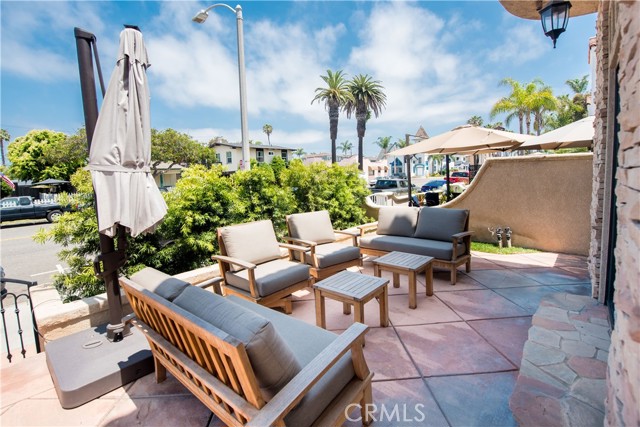 Detail Gallery Image 41 of 62 For 316 6th, Huntington Beach,  CA 92648 - 3 Beds | 3/1 Baths