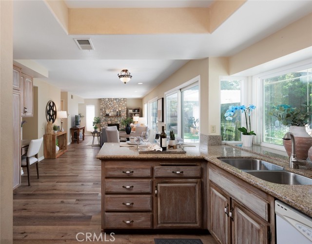 Detail Gallery Image 17 of 57 For 6049 E Mabury Ave, Orange,  CA 92867 - 4 Beds | 2/1 Baths