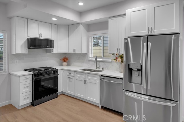 4032 Elsa Street, Lakewood CA: https://media.crmls.org/medias/8728b8eb-d870-4e27-ad8c-bc758f834718.jpg