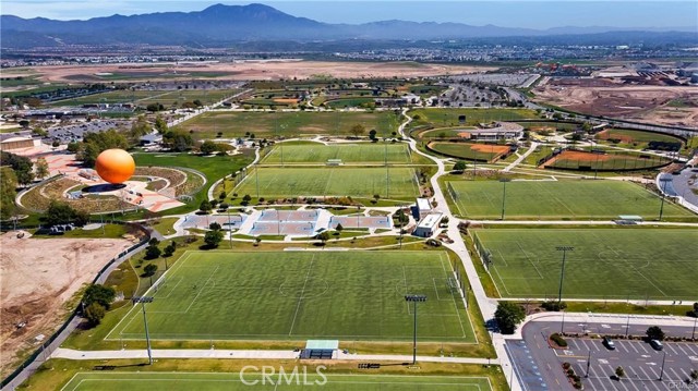 125 Allusion, Irvine CA: https://media.crmls.org/medias/872903bd-588e-435a-b783-25dddd098a6a.jpg