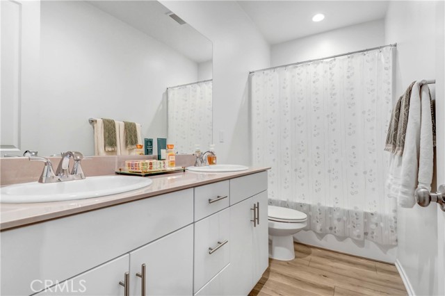 3471 W Poppet Street, San Bernardino CA: https://media.crmls.org/medias/87294987-77bc-4f20-96f6-b102bc66f1e0.jpg