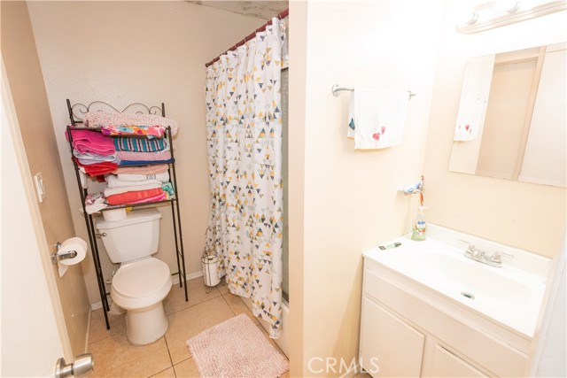 Detail Gallery Image 10 of 16 For 1705 Neil Armstrong St #106,  Montebello,  CA 90640 - 2 Beds | 1 Baths