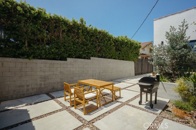 5142 Brynhurst Avenue, Los Angeles CA: https://media.crmls.org/medias/872a0ce7-948c-422e-9715-1e41c0c6c5cc.jpg