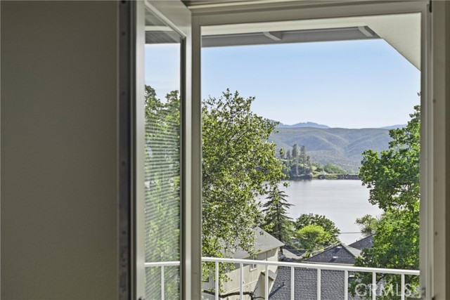 Detail Gallery Image 15 of 41 For 18669 Deer Hill, Hidden Valley Lake,  CA 95467 - 3 Beds | 2 Baths