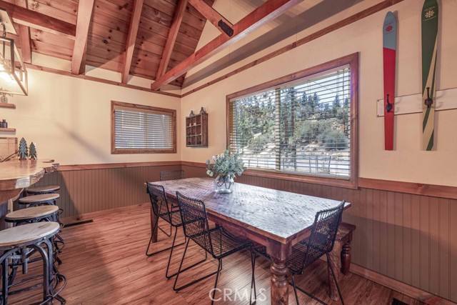 Detail Gallery Image 15 of 39 For 905 E Big Bear Bld, Big Bear City,  CA 92314 - 3 Beds | 2 Baths