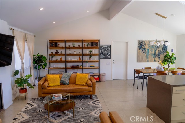 Image 10 of 44 For 1133 Via Escuela