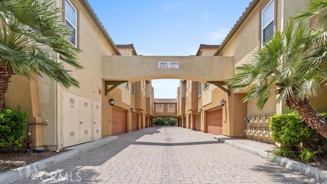 Detail Gallery Image 23 of 35 For 1888 Caminito Treviana, Chula Vista,  CA 91913 - 2 Beds | 2/1 Baths