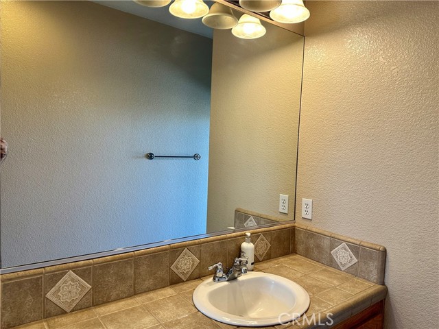 Detail Gallery Image 23 of 42 For 20120 Juniper Rd, Apple Valley,  CA 92308 - 4 Beds | 3 Baths