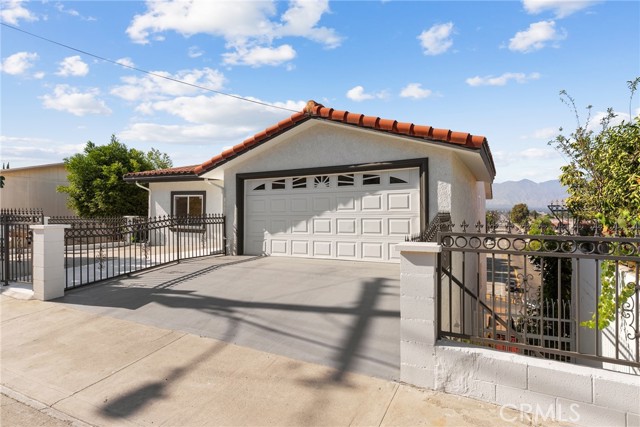 1023 Mooney Drive, Monterey Park CA: https://media.crmls.org/medias/872b9446-4d7d-4bf4-9d08-f1cb7fb1eeae.jpg