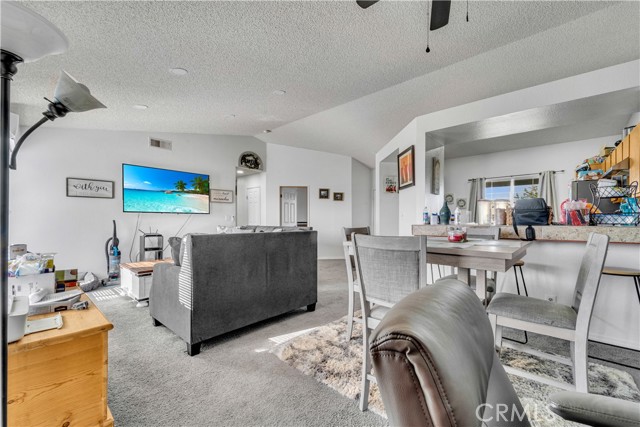 Detail Gallery Image 7 of 30 For 3817 Hatcher Pl, Rosamond,  CA 93560 - 3 Beds | 2 Baths