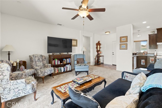 Detail Gallery Image 9 of 40 For 1586 Paigewood, Orland,  CA 95963 - 4 Beds | 2 Baths