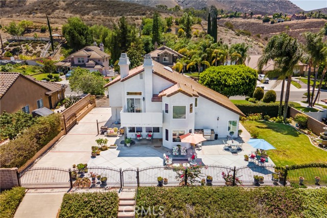 2151 Lyon Avenue, Riverside CA: https://media.crmls.org/medias/872e2ad3-a454-45cf-a469-457c01a180be.jpg