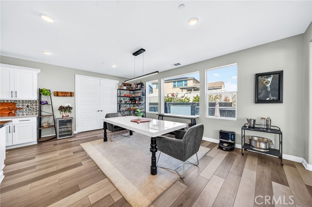 Detail Gallery Image 10 of 57 For 29530 Shire Horse Way, Menifee,  CA 92584 - 6 Beds | 3 Baths