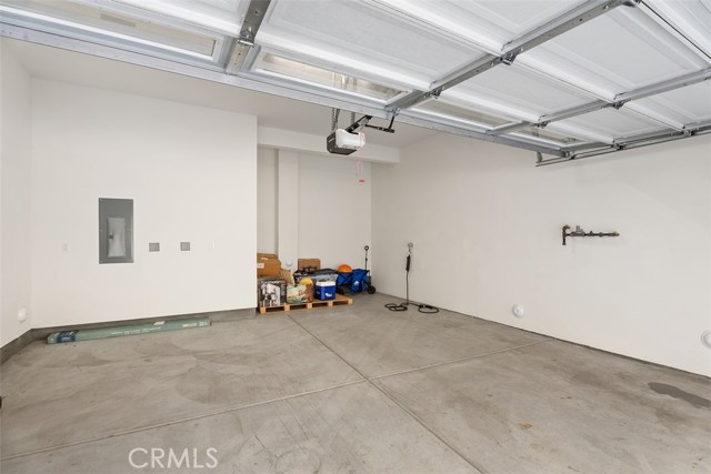 Detail Gallery Image 26 of 37 For 704 Dusky Creek, Lake Forest,  CA 92610 - 3 Beds | 2/2 Baths